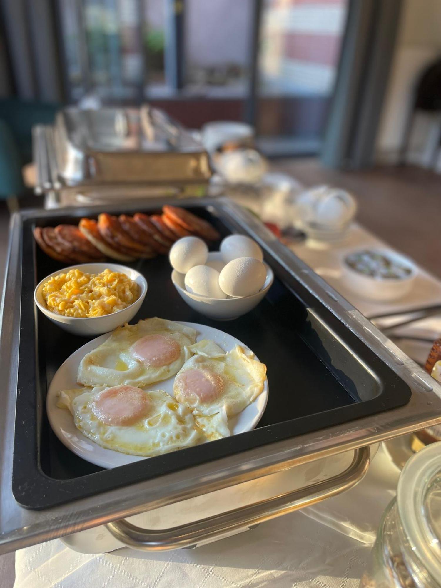 Diamant Suites Brussels Eu Etterbeek Екстер'єр фото