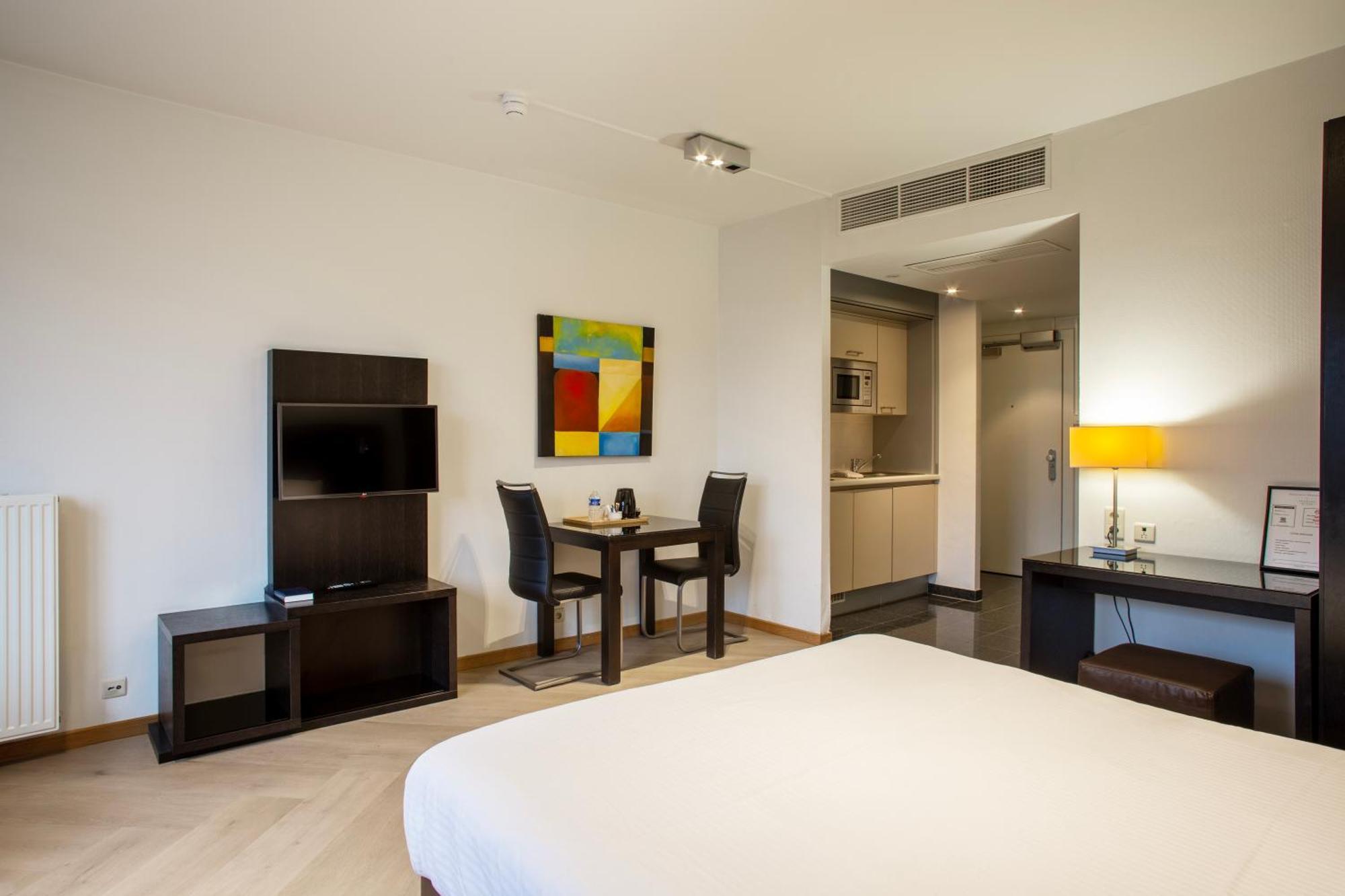 Diamant Suites Brussels Eu Etterbeek Екстер'єр фото
