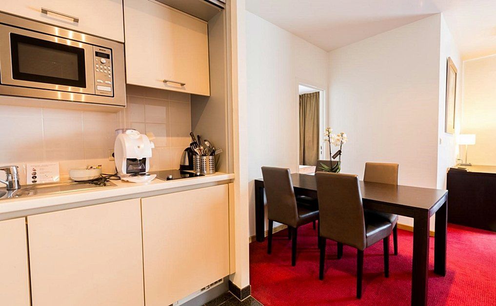 Diamant Suites Brussels Eu Etterbeek Екстер'єр фото