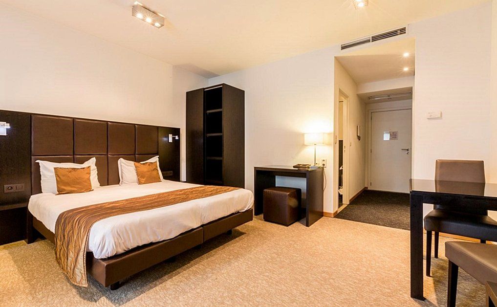 Diamant Suites Brussels Eu Etterbeek Екстер'єр фото