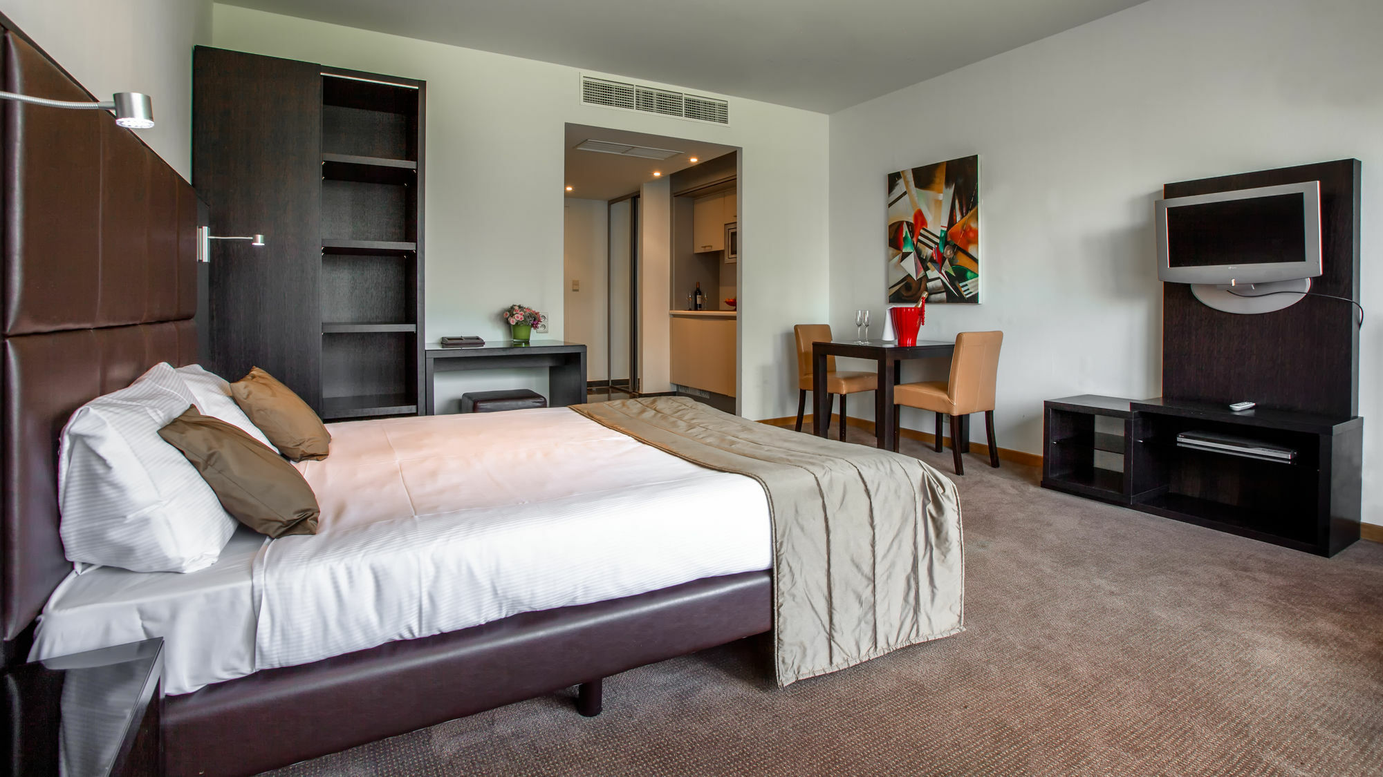 Diamant Suites Brussels Eu Etterbeek Екстер'єр фото